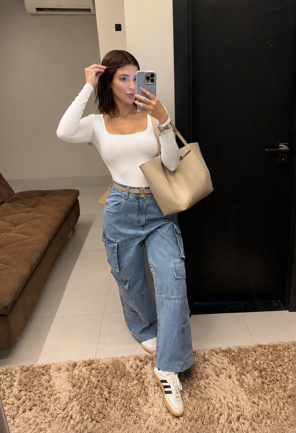 RENATA — Escote Cuadrado