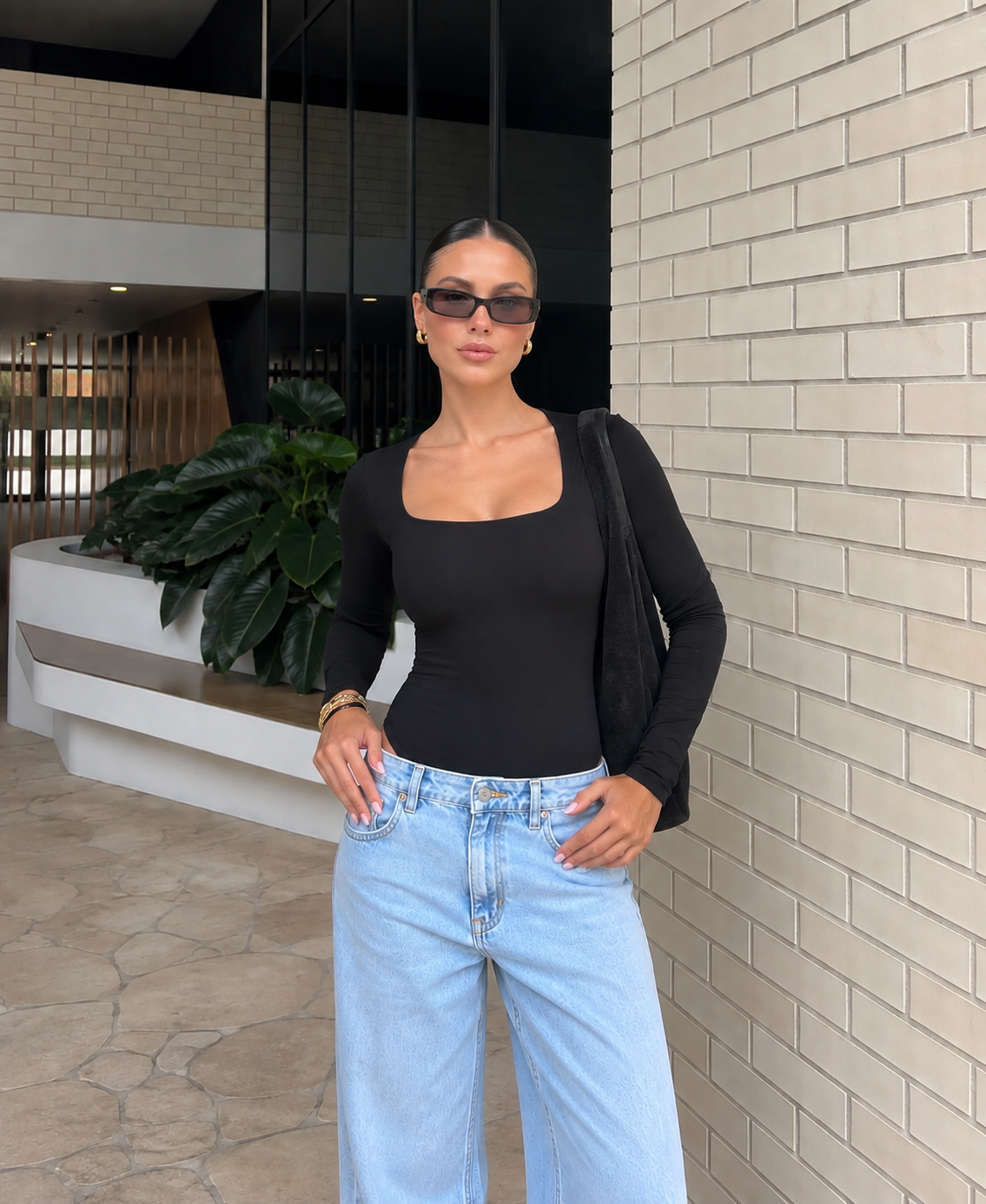 RENATA — Escote Cuadrado